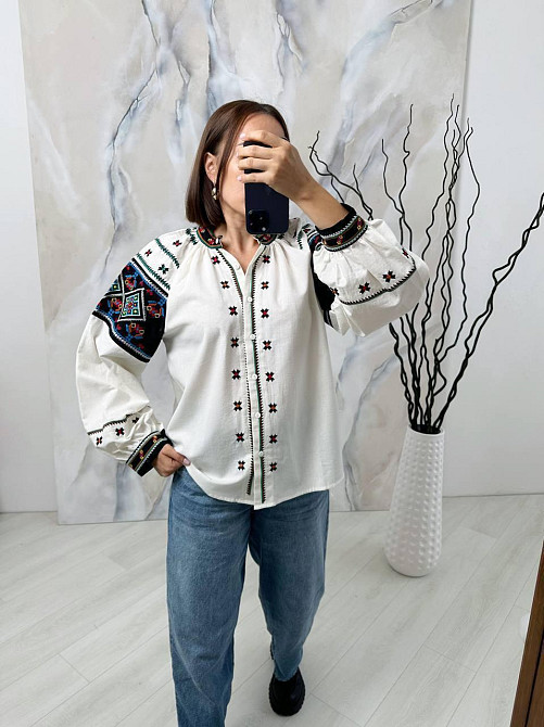 Жіноча сучасна вишиванка на ґудзиках 80% бавовна, 20% поліестер 44 Одеса - фото 3