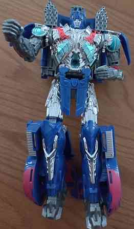 Робот трансформер Оптимум Прайм. Киев