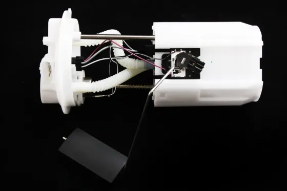 Насос топливный 21101 электр. в сборе AT нов. обр. (дв. 1.6, клипсы) Винница