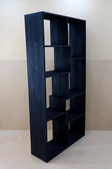 Книжный стеллаж 