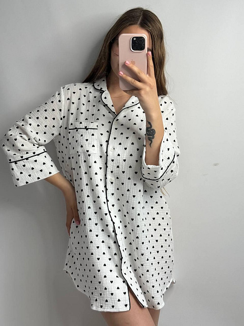 Жіноча муслінова нічна сорочка Чорні серця XS-S Харків - фото 4