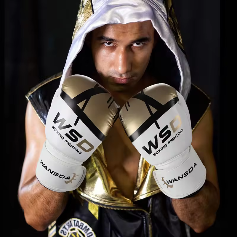 Боксерские перчатки 12Oz черно-золотые для тренировок Киев - изображение 7