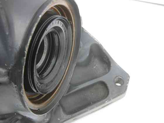 Mercedes-Benz  A2133500601 Редуктор заднього моста 1:2.823 E-Class W213 C238 C-Class W205 CLS C257 GLC X253 Одеса