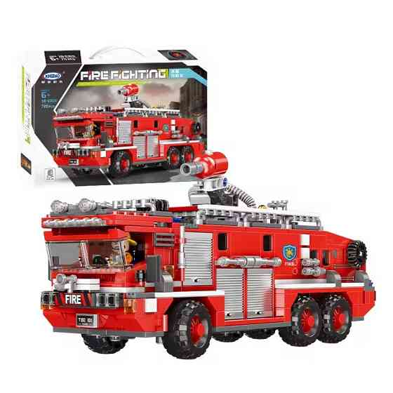 Конструктор детская “Пожарная машина” игровая на 720 деталей цвет красный Каменец-Подольский