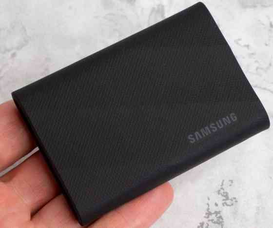 Зовнішній жорсткий Диск: Samsung SSD 2TB. T9 Shield. Київ