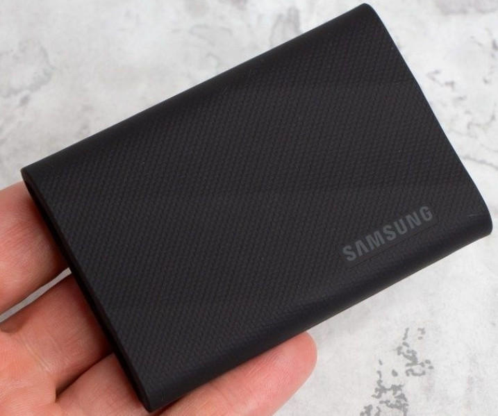 Зовнішній жорсткий Диск: Samsung SSD 2TB. T9 Shield. Київ - фото 2
