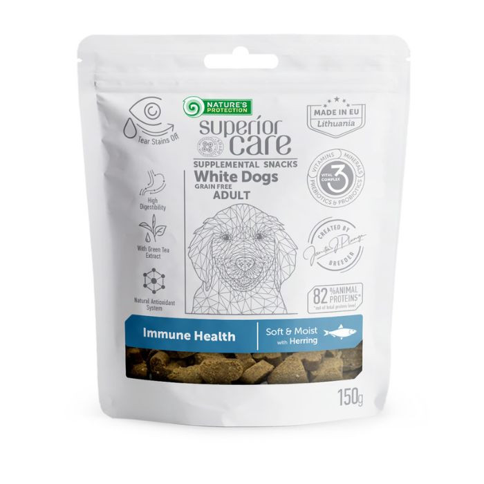Nature's Protection Superior Care White Dogs Immune Health Беззернові ласощі для дорослих собак із білим забарвленням з оселедцем, 150 г Київ - фото 1