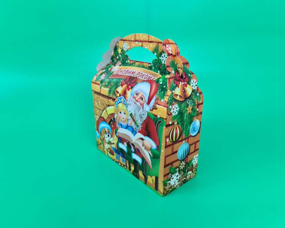 Новорічні коробки для цукерок No 203 (800-900 г) У каміна (25 шт.) Харків - фото 2