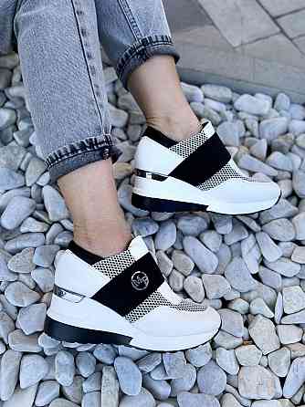 Stilli Снікерси жіночі STILLI білі еко-шкіра демісезонні платформа 37р. 38р. (4700) Коломия