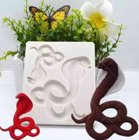 Силиконовая форма Кобра 125 на 105 мм серый Киев