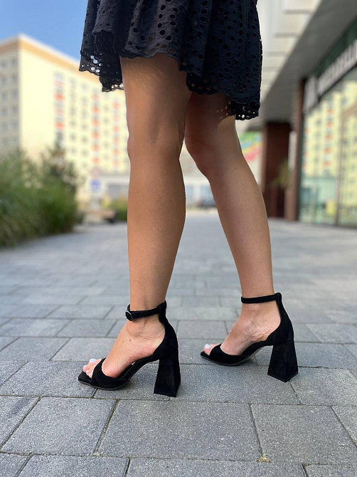 LIRIO Жіночі босоніжки чорні з відкритим носком літні з натуральної замші на підборах LIRIO L03 Коломия - фото 10