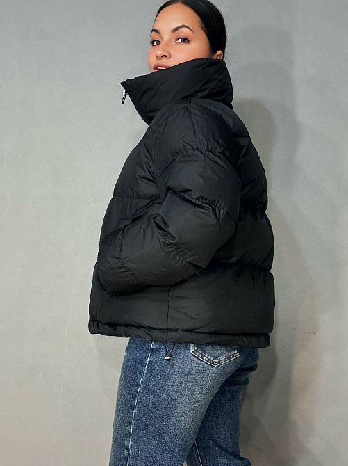 Куртка женская Haiziyuan 2603 оверсайз пуффер с воротником-стойкой черная, черный, S Киев - изображение 13