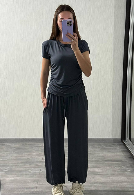 Жіночий прогулянковий оверсайз костюм двійка: футболка і штани віскоза Одеса - фото 7
