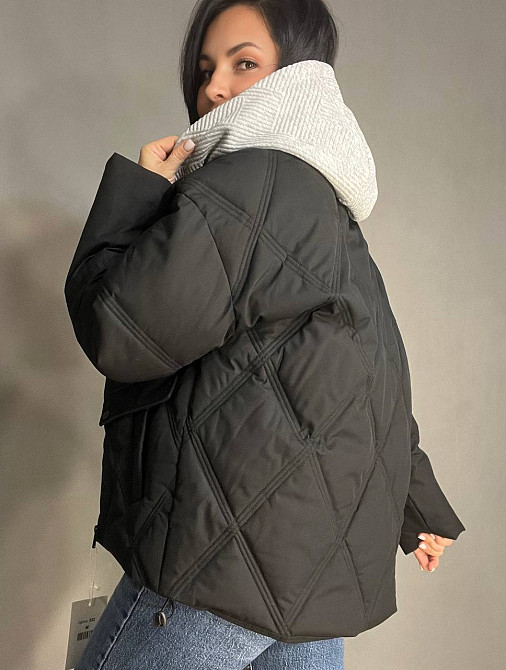 Куртка жіноча Joy one 552 демісезонна оверсайз трикотажна вставка з капюшоном подвійна застібка чорна, чорний, M Київ - фото 12