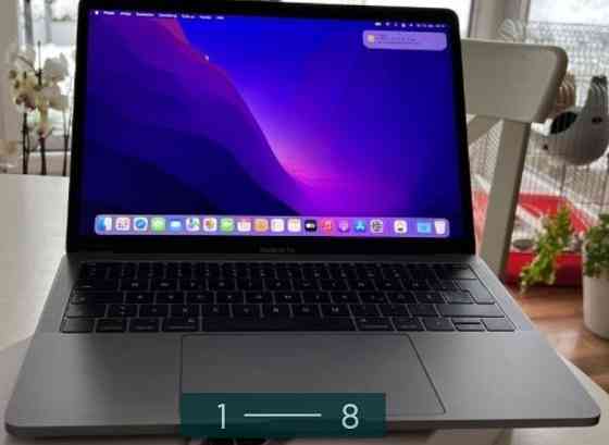 Ноутбук: MacBook Pro. Київ