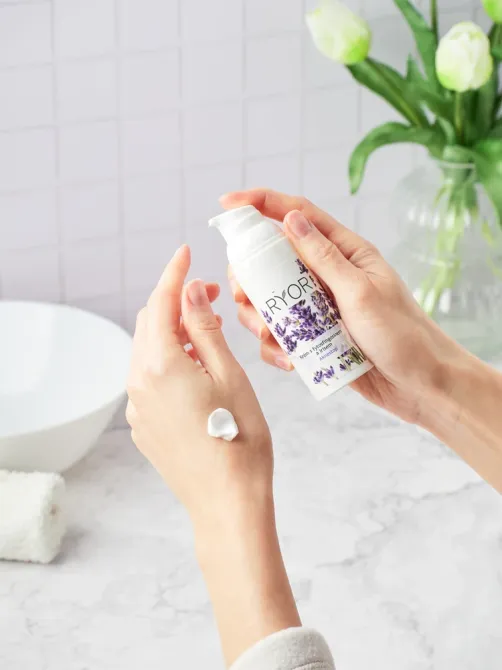 Крем з фітосфінгосином для проблемної шкіри Aknestop Cream For Face With Phytosfingosin And Iris Ryor, 50 мл Дніпро - фото 2