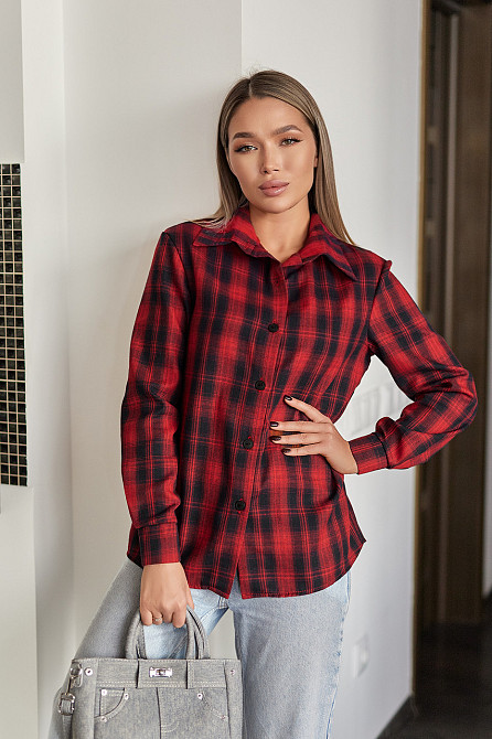 Женская рубашка в клетку оверсайз 
