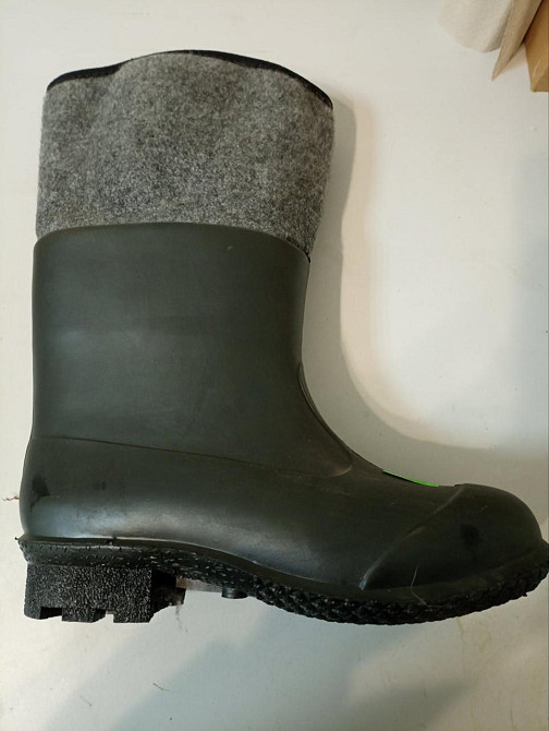 Утеплені гумовці повстяні 