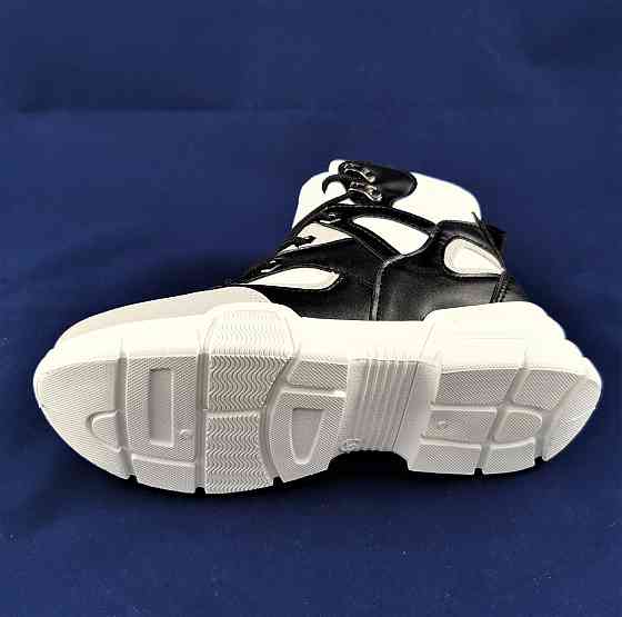 Жіночі Високі Кросівки на Танкетці Білі Сліпони Мокасини на Платформі (розміри: 37) - 4 Дніпро