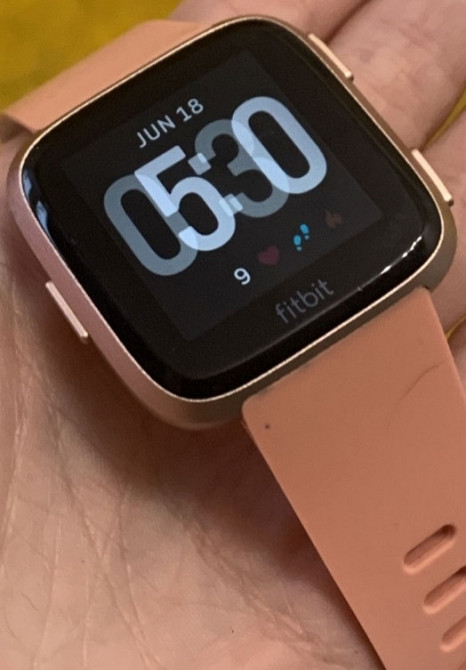 СМАРТ-годинник: FitBit Versa, фітнес Трекер! Київ - фото 2