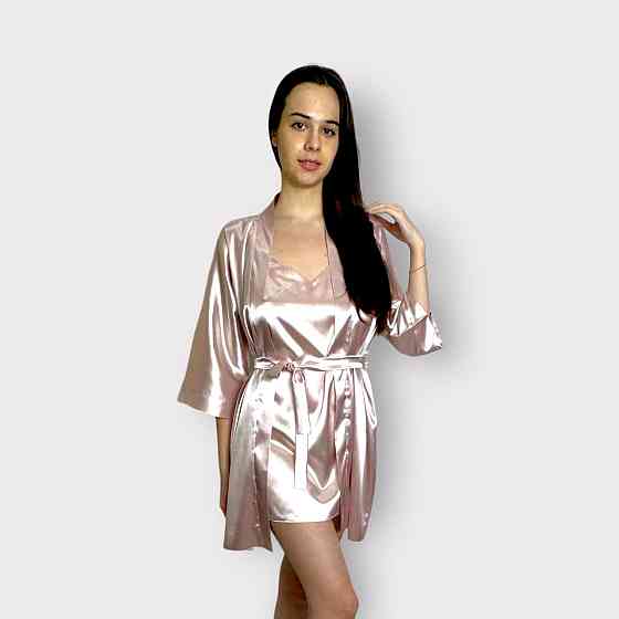 Жіноча атласна нічна сорочка з халатом Пудровий 2XL Харків