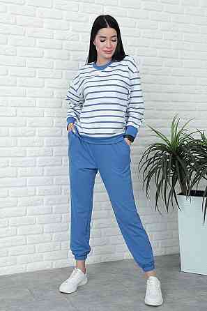 Демісезонний костюм в смужку "Delight" оптом | Норма Джинс, 42-44 Київ