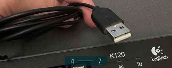 Клавиатура в отличном состоянии Logitech Киев