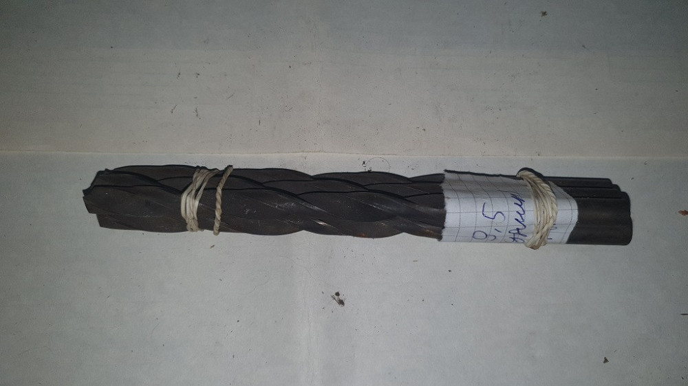 Сверло с цилиндрическим хвостовиком 9.5 мм удлиненное. Р6М5. СССР. Харьков - изображение 1