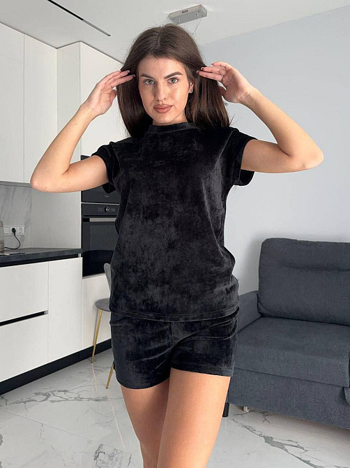Женский домашний костюм тройка: футболка брюки + шорты плюш-велюр Черный, 42/44 Одесса - изображение 1