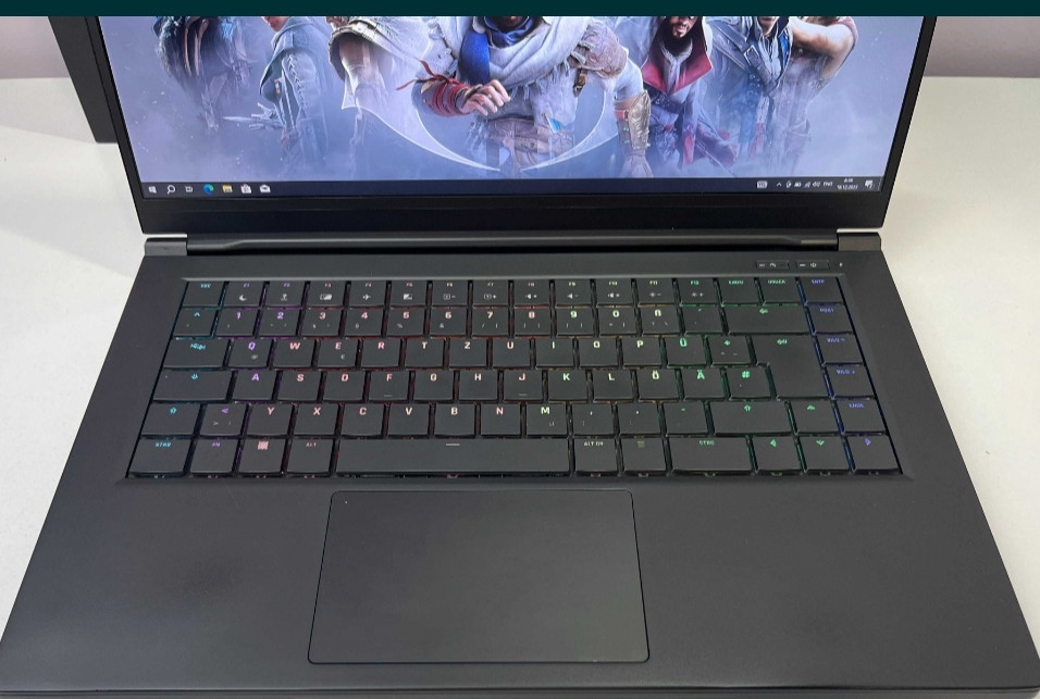 Ноутбук: XMG 15.6" 144Hz ,i7-9750H, GTX 1660Ti , SSD 256Gb, RAM 16Gb. Київ - фото 2