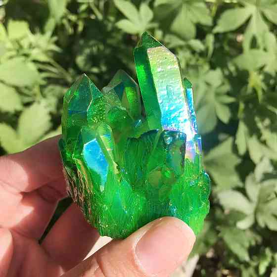 Натуральный камень кварц с зелёным напылением RESTEQ 70 г — минерал Green Quartz для интерьера и эзотерики Киев