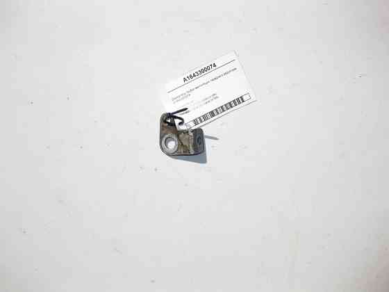 Mercedes-Benz  A1643300074 Тримач трубки вентиляції переднього редуктора ML W164 GL X164 Одесса