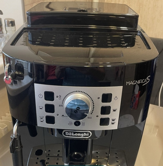 Кофемашина Delonghi Magnifica - S. Киев - изображение 8