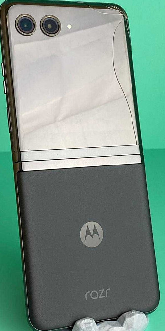 Смартфон: Motorola Razr 40 Ultra 8/256Gb, Black. Київ - фото 2