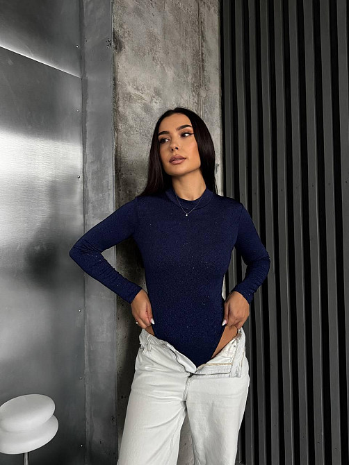 Жіночий стильний сяйний боді фукра з блискітками Синій, 42/44 Одеса - фото 4