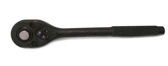 Трещотка реверсивная ударная с накаткой 1/2