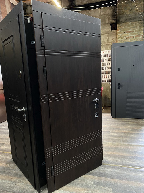 Двері вуличні Redfort, модель Паралель, комплектація Еліт (3 контури) Київ - фото 2