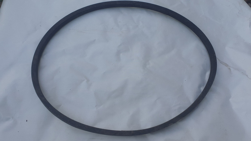 Ремень гладкий вентиляторный II-19х12.5-1550. Нива, СМД-14. СССР, Харьков - изображение 1