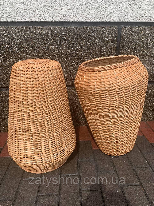 Висока фігурна люстра з лози Київ - фото 1