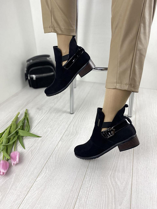 Женские ботинки 2018-1 черные эко-замша высота каблука 4 см размеры 37 и 40 (1239) Коломыя - изображение 5