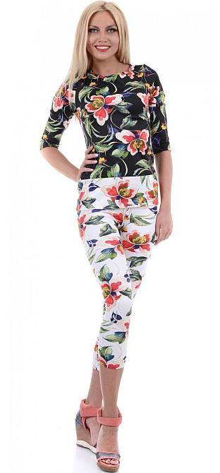 Яркий костюм  с цветами (44) Киев - изображение 1