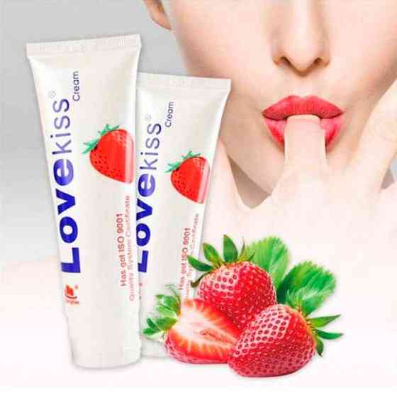 Лубрикант "Love Kiss" 100 мл - Полуниця - Інтимна змазка Вінниця