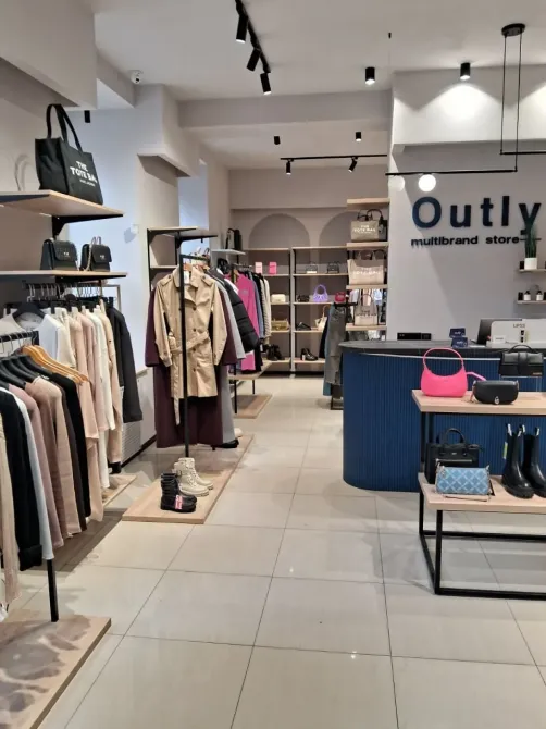 Пересічення Січових стрільців і Старокозацької. Червона лінія з окремим входом, великі вікна по периметру. Гарний автомобільний і пішохідний трафік. В Дніпро - фото 9