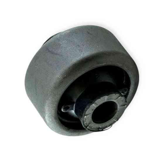 Сайлентблок переднього Рено Трафік -Опель Віваро 01-, Лагуна II задній важіль Мукачево