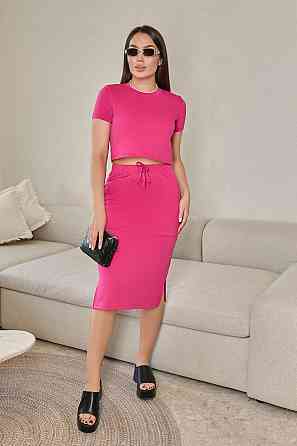 Жіночий літній костюм зі спідницею міді "Sunstyle" оптом | Норма і батал Малиновий, 42-44 Київ