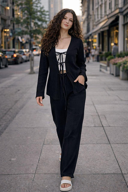 Жіночий базовий легкий костюм двійка: штани і сорочка на завʼязках муслін Одеса - фото 1