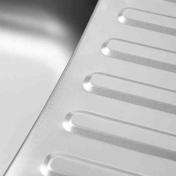 Кухонна мийка з нержавіючої сталі Valeso 7050 САТИН (0,8/180 мм) Коломыя