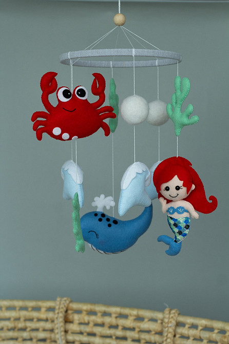 Дитячий мобіль на ліжечко для немовлят ручної роботи WooolyWool «Русалонька» Київ - фото 6