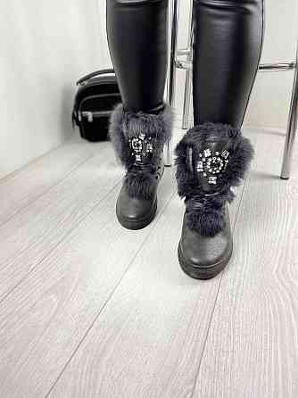 Violeta Черевики жіночі Violeta сірі еко-шкіра висота 15.5см підошва 2.5см розміри 37р. 38р. 39 Коломыя