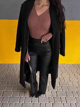 Женские стильные повседневные брюки с эко кожи на флисе. Черный, 42/44 Одесса